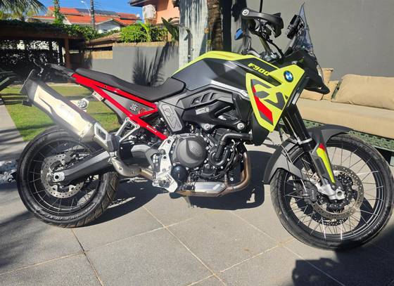 BMW F 900 GS PLUS BMW F 900 GS PLUS